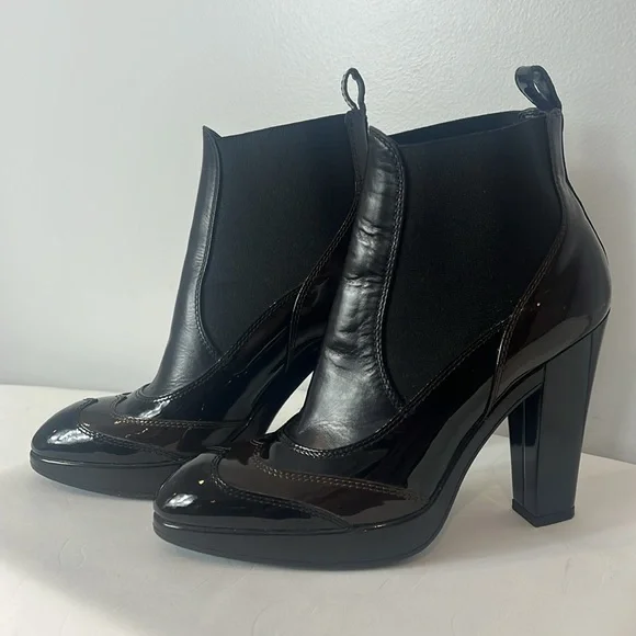 Hogan Patent Leather Heel Ankle Boots - Picture 5 of 17